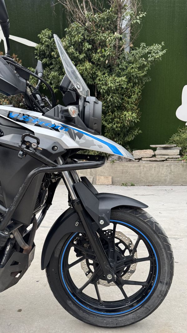 二手豪爵铃木DL250