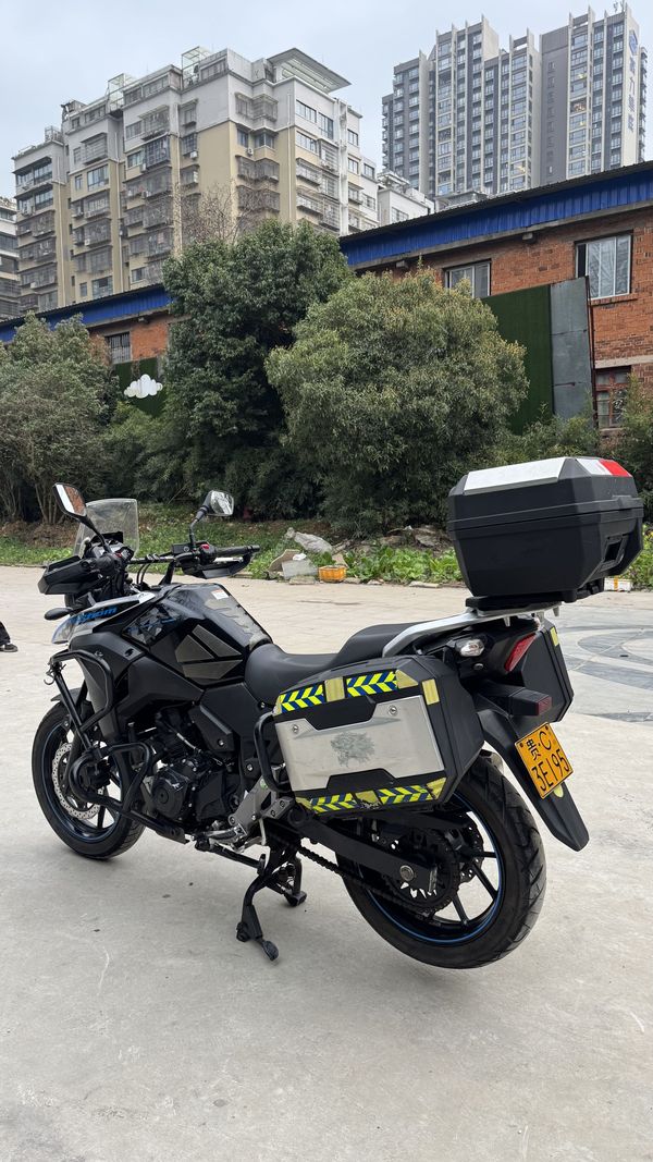 二手豪爵铃木DL250