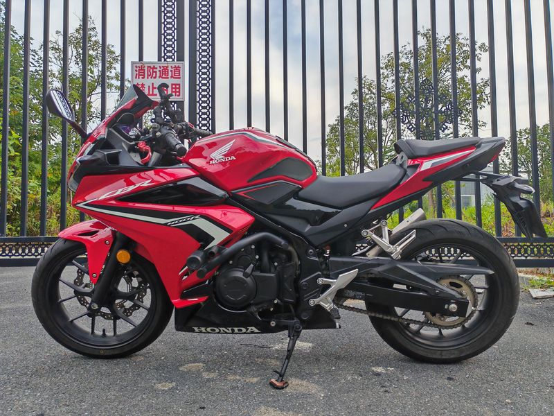 二手本田CBR400R