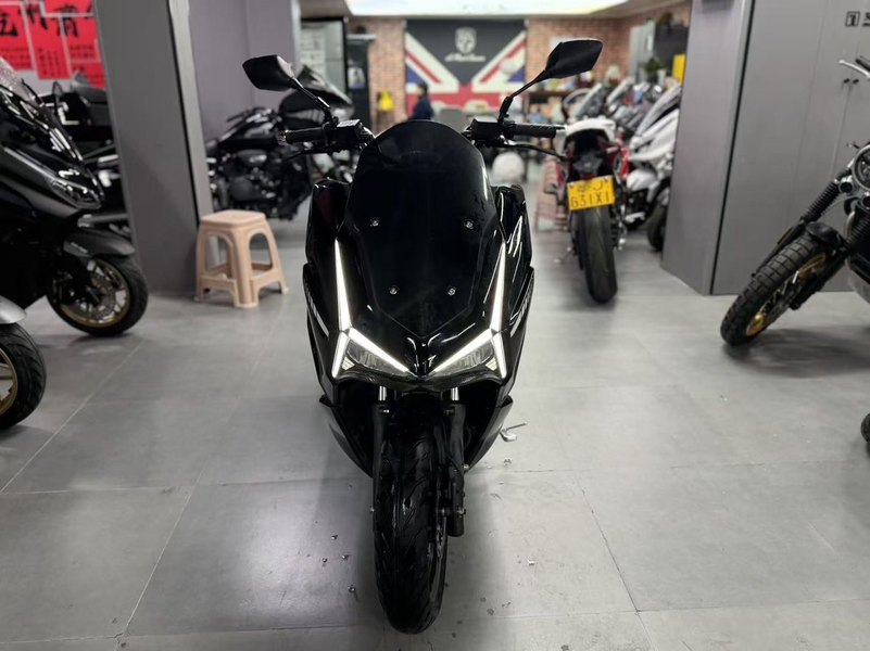 二手猎变闪电狗150