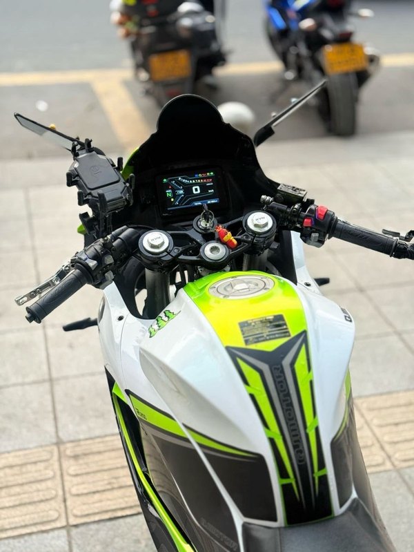 二手QJMOTOR赛250
