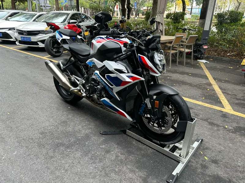 二手宝马M 1000 R