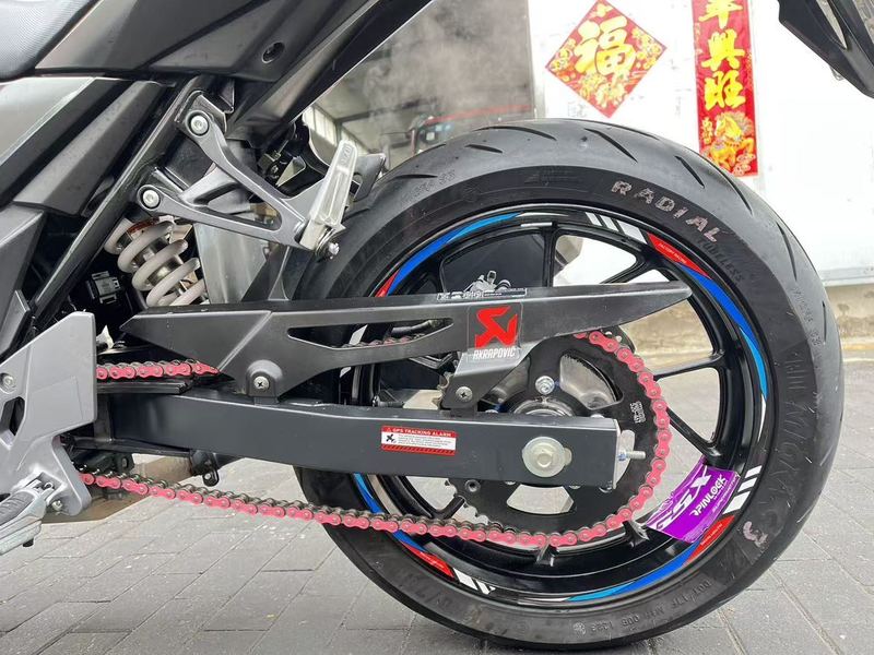 二手豪爵铃木GSX250R