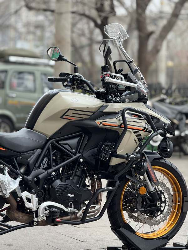 二手贝纳利TRK552