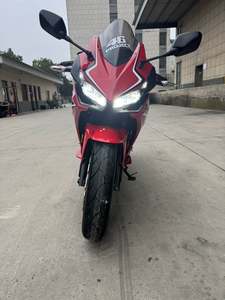 二手本田CBR400R