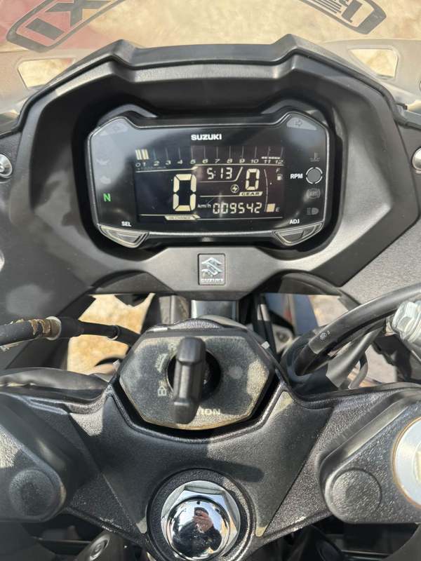 二手豪爵铃木GSX250R