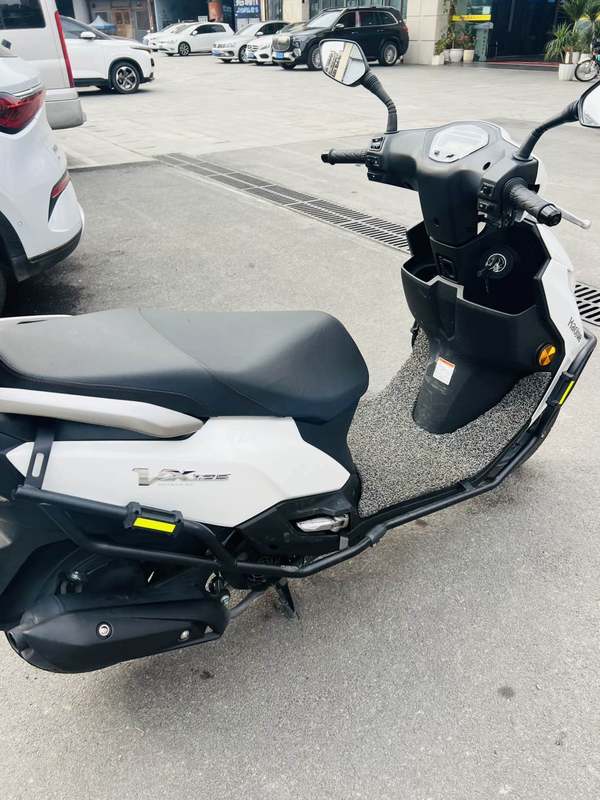 二手豪爵虎鲨VX125