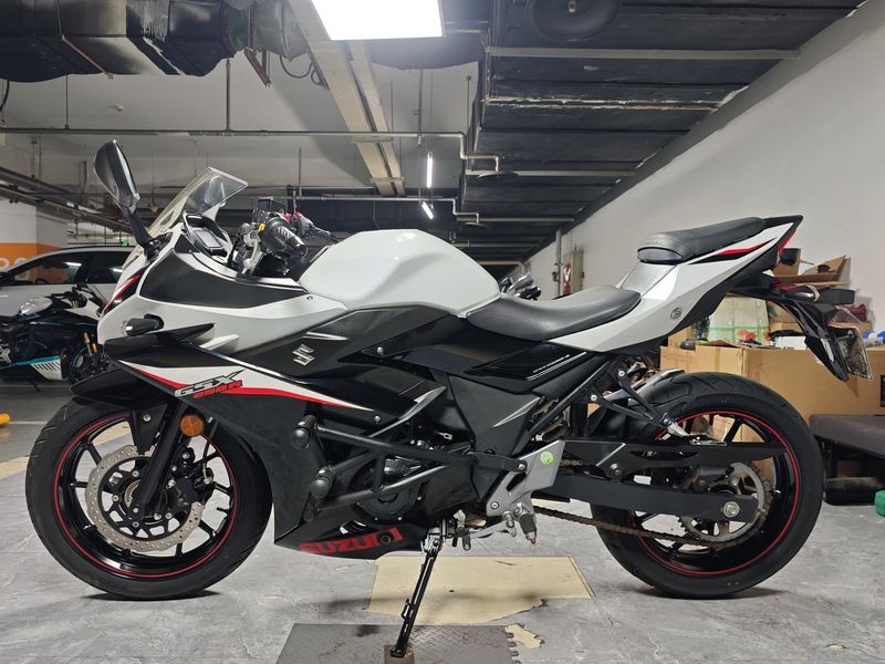 二手豪爵铃木GSX250R