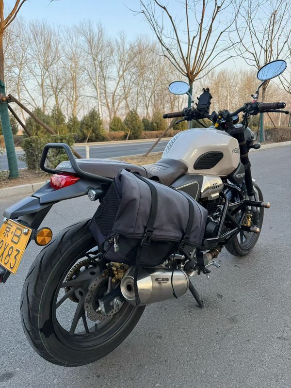 二手五羊本田鸷道 CB190SS