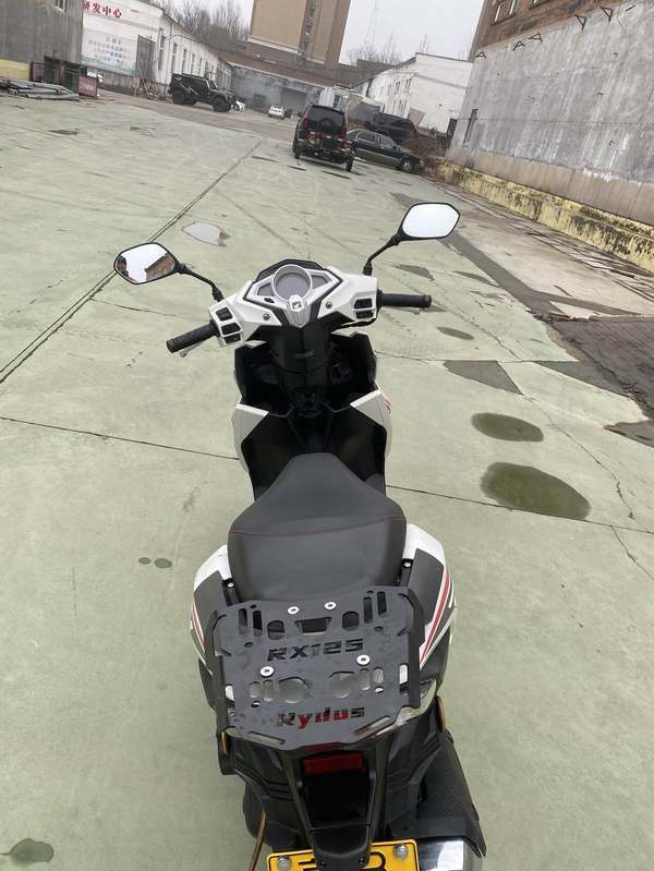 二手新大洲本田裂行 RX125Fi