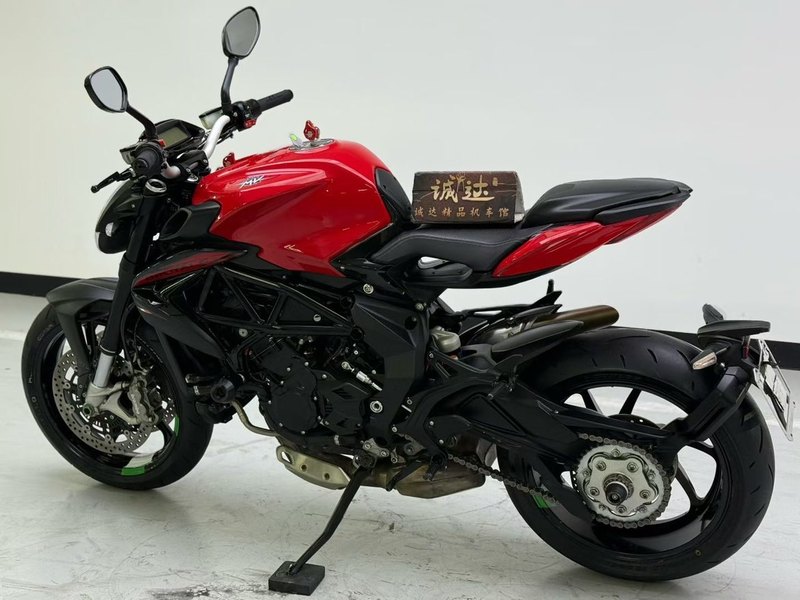 二手奥古斯塔Brutale 800