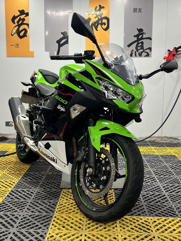 二手川崎Ninja 400