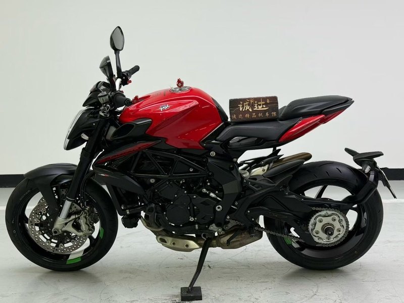 二手奥古斯塔Brutale 800