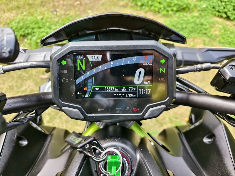 二手川崎Z900