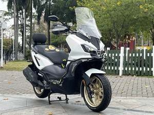 二手三阳哈士奇 Husky ADV300