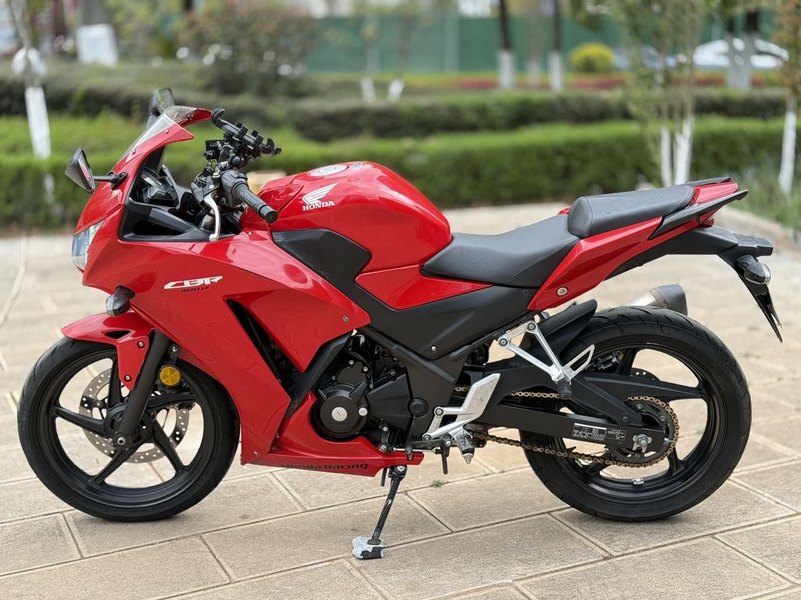二手本田CBR300R