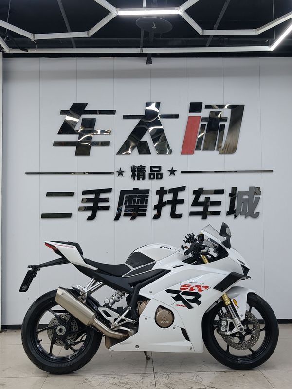 二手张雪机车500RR