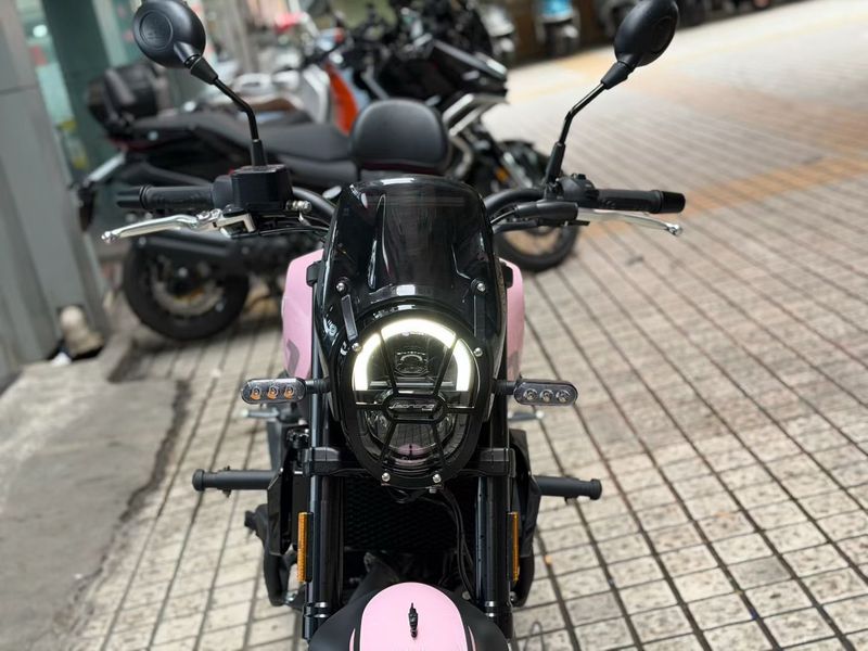 二手贝纳利幼狮 Leoncino 150