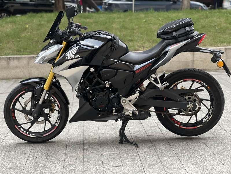 二手五羊本田CB190R 暴锋眼