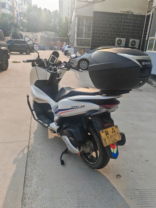 二手五羊本田PCX