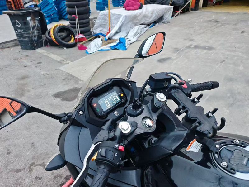 二手豪爵铃木GSX250R