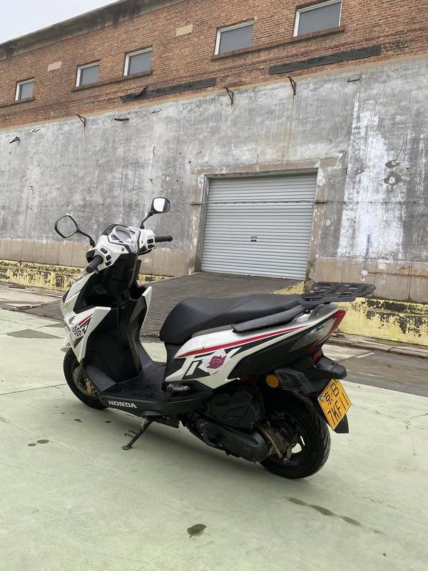 二手新大洲本田裂行 RX125Fi