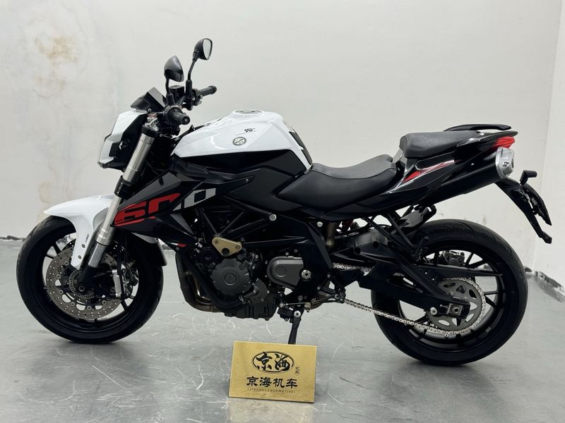 二手贝纳利TNT600i