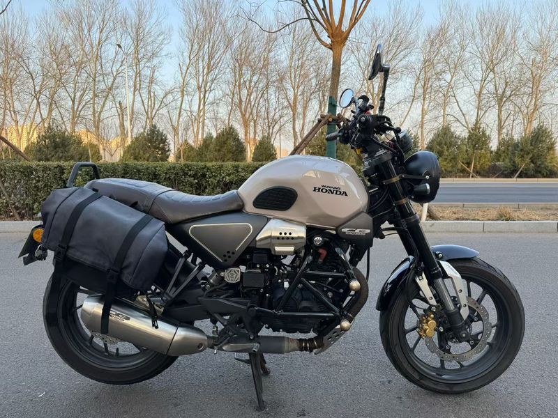 二手五羊本田鸷道 CB190SS