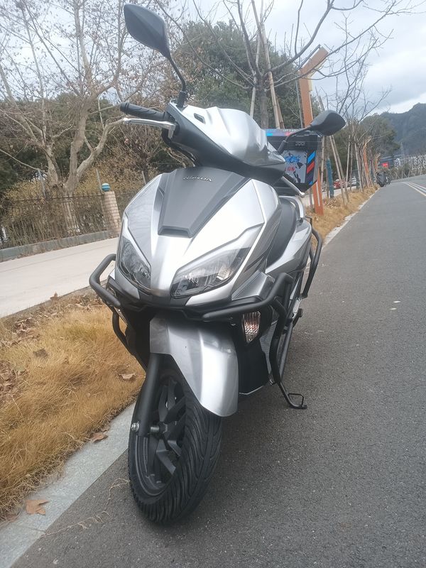 二手五羊本田NPF125