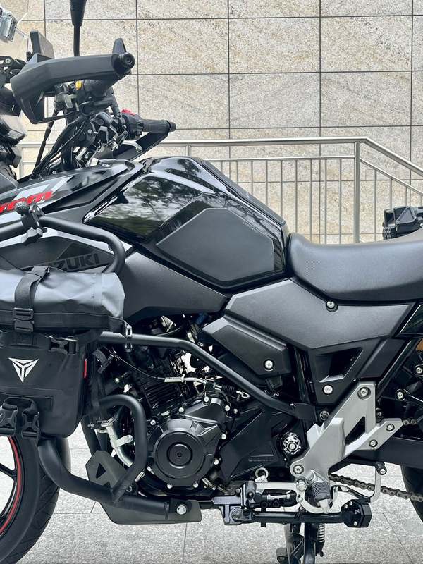 二手豪爵铃木DL250