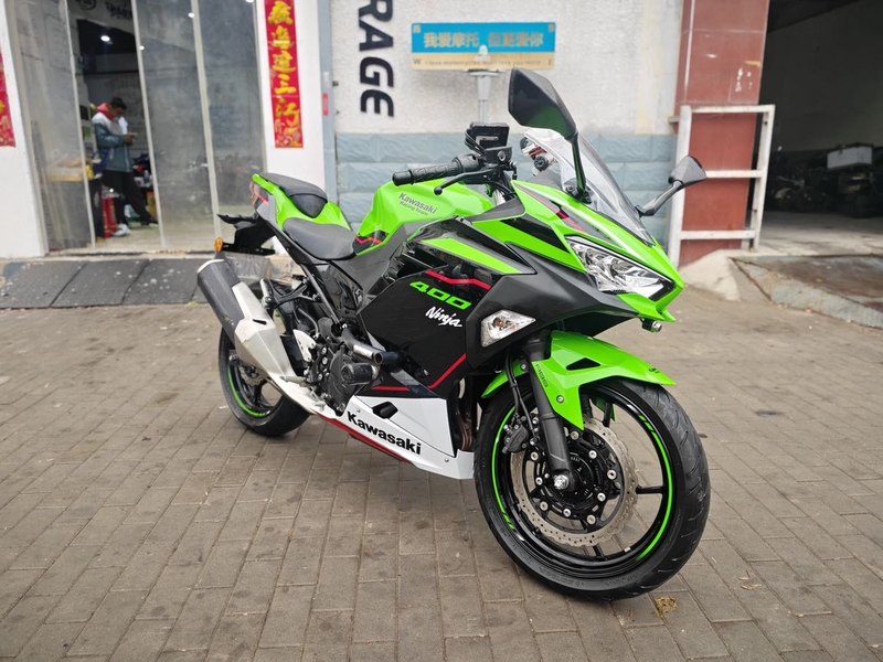 二手川崎Ninja 400