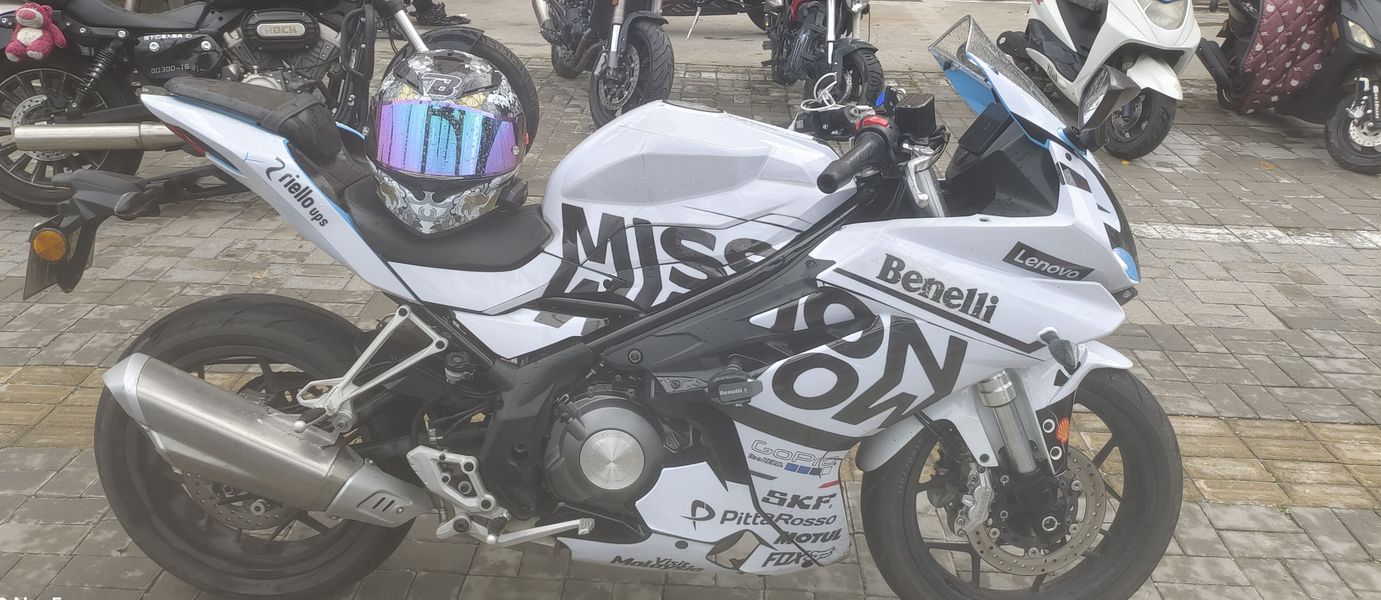 二手贝纳利龙卷风 Tornado 302R