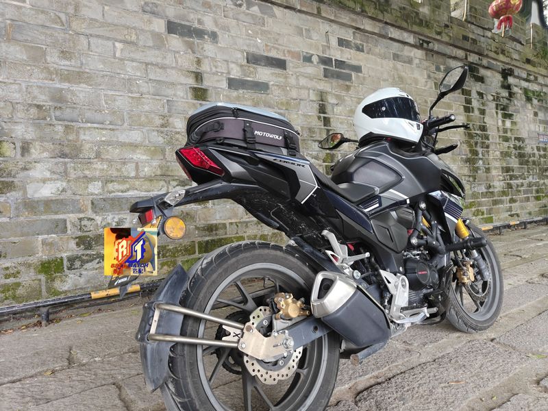 二手五羊本田CB190R 暴锋眼