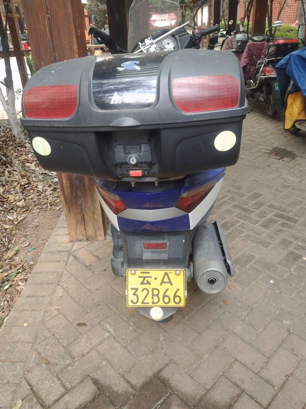 二手贝纳利银刃 BJ250T-8