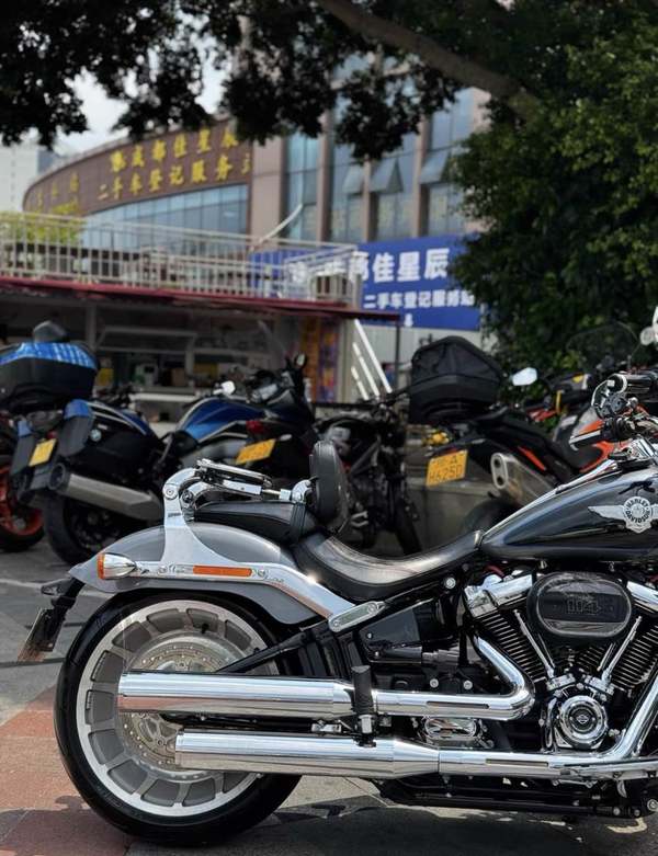二手哈雷戴维森肥仔 Fat Boy