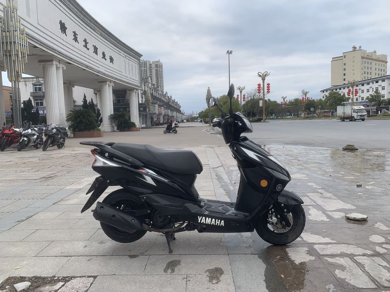 二手建设雅马哈迅鹰