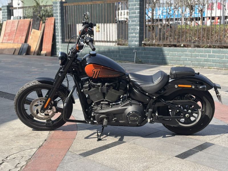 二手哈雷戴维森街霸 Street Bob