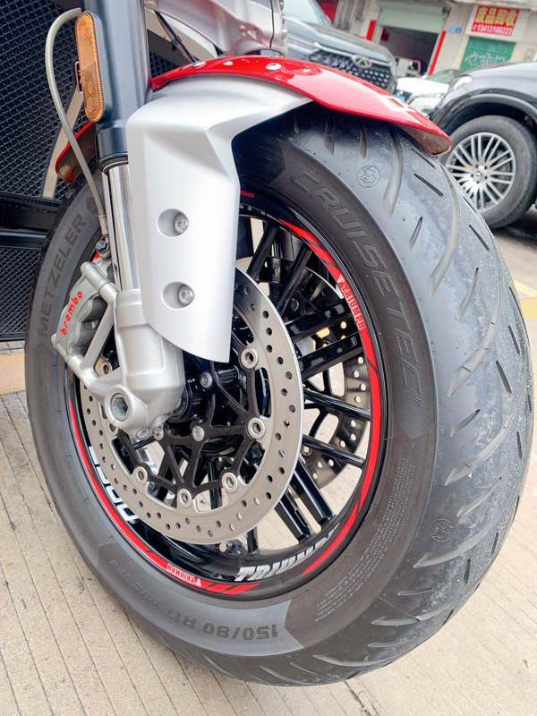 二手凯旋Rocket 3