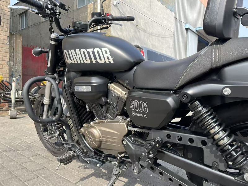 二手QJMOTOR闪300