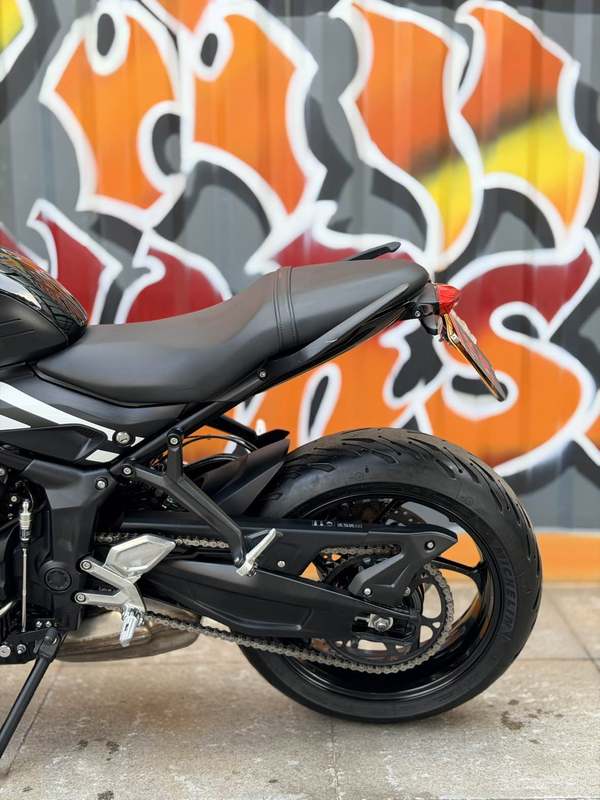 二手凯旋Trident 660