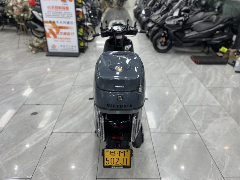 二手维多利亚Sixties 150i