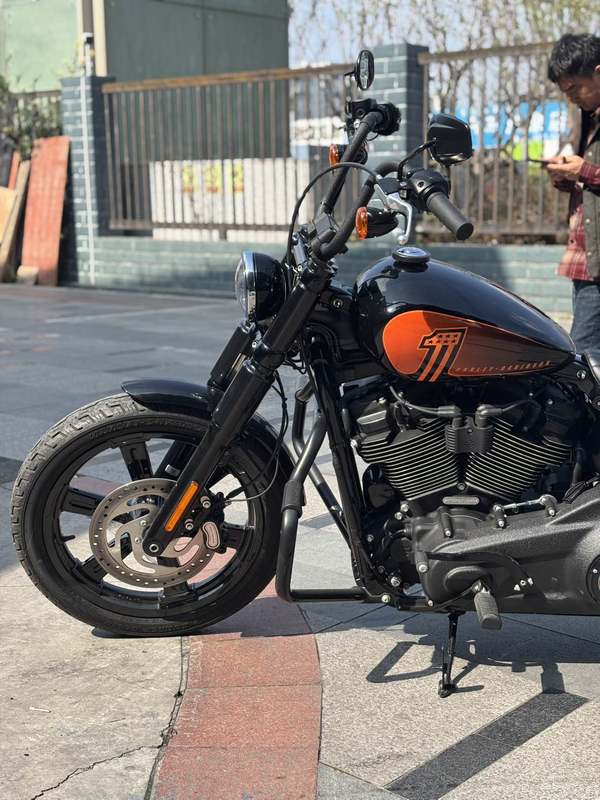 二手哈雷戴维森街霸 Street Bob