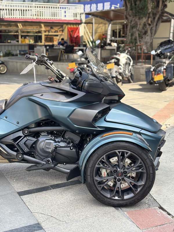 二手庞巴迪Spyder F3 