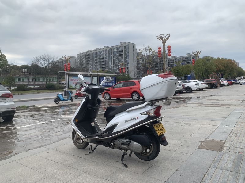 二手豪爵红宝UM125T-E