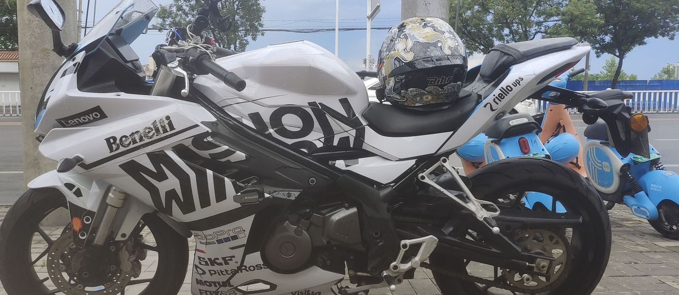 二手贝纳利龙卷风 Tornado 302R