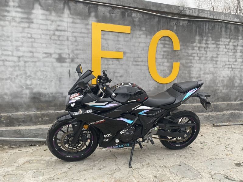 二手豪爵铃木GSX250R