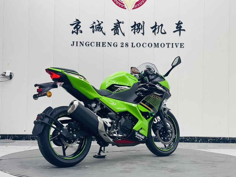 二手川崎Ninja 400