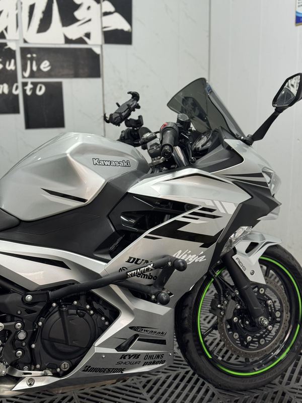 二手川崎Ninja 400