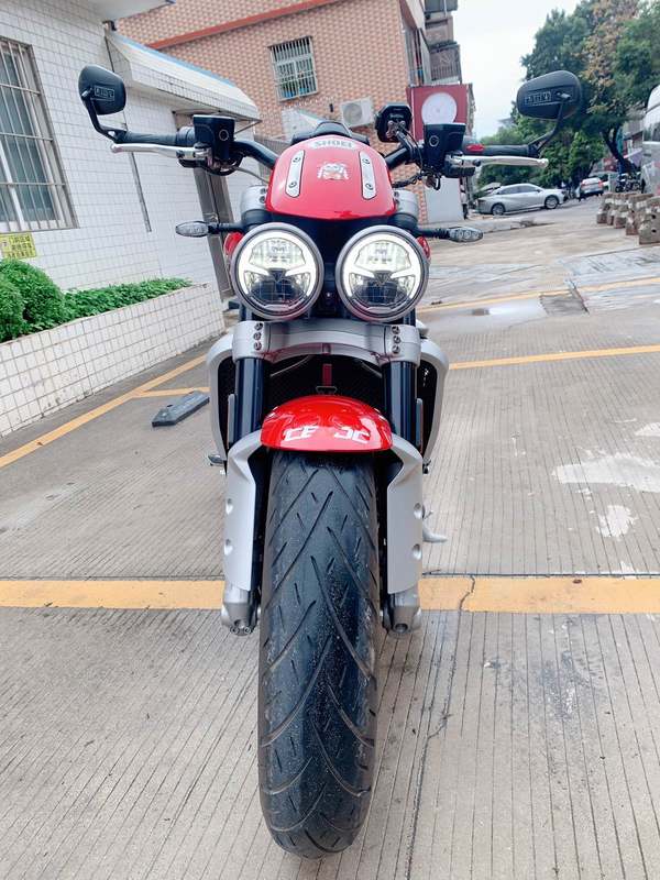 二手凯旋Rocket 3