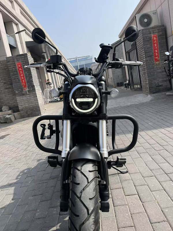 二手QJMOTOR闪300